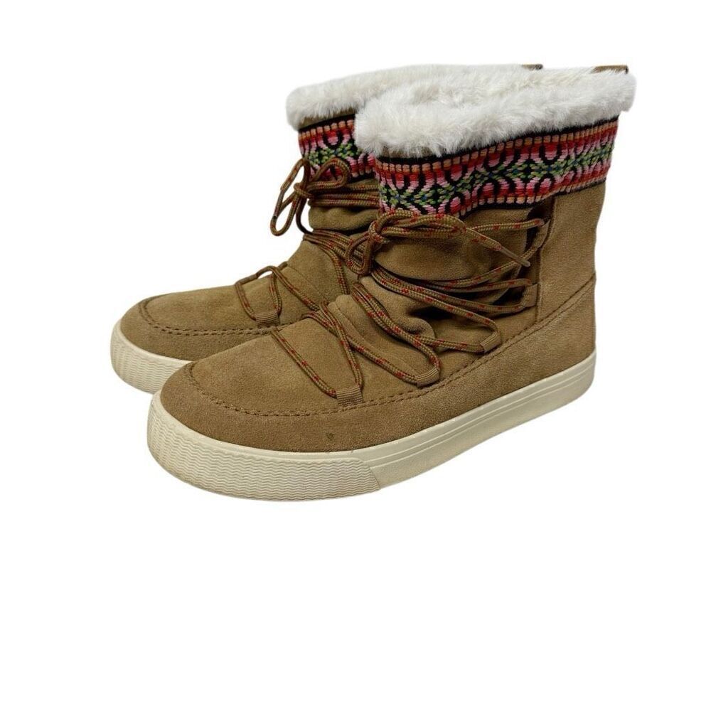 Toms alpine lace up short boots in tan suede size 8